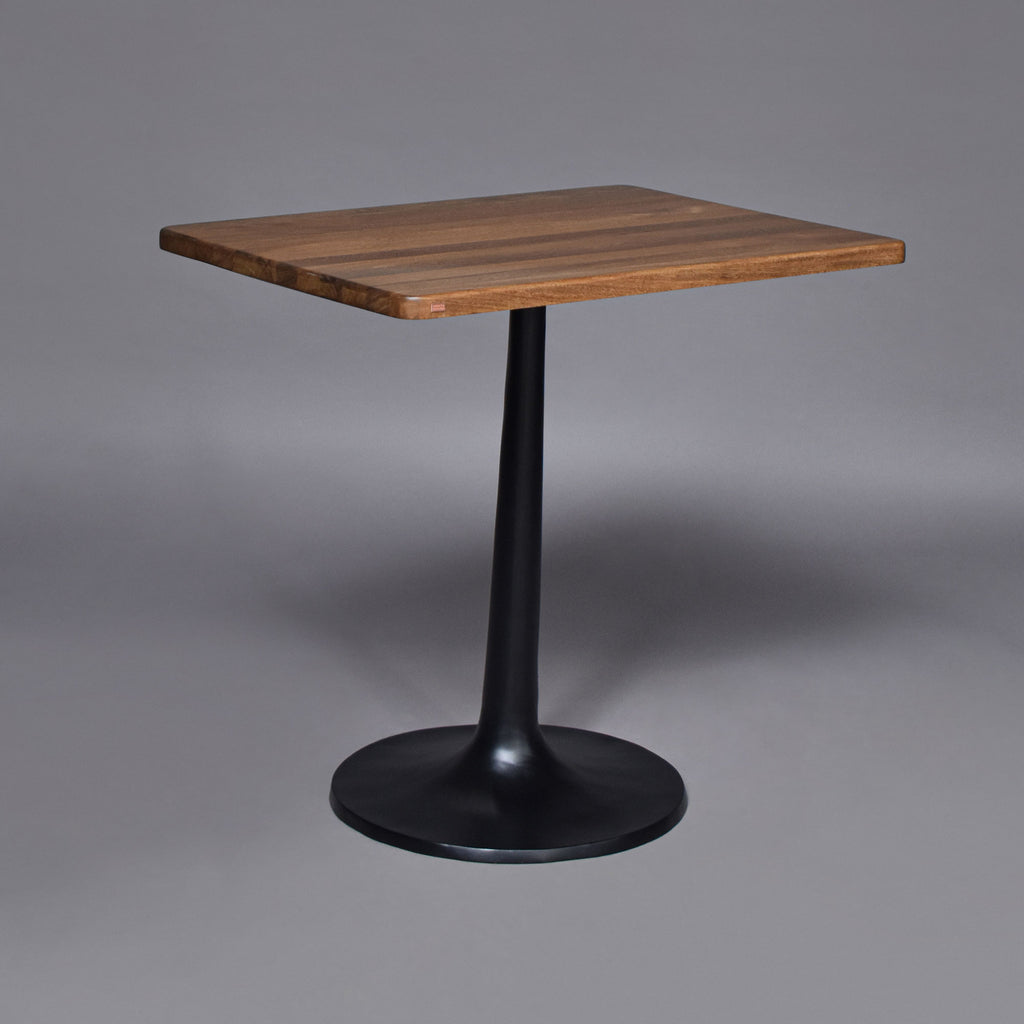 Mesa Auxiliar de Comedor Eero Roble