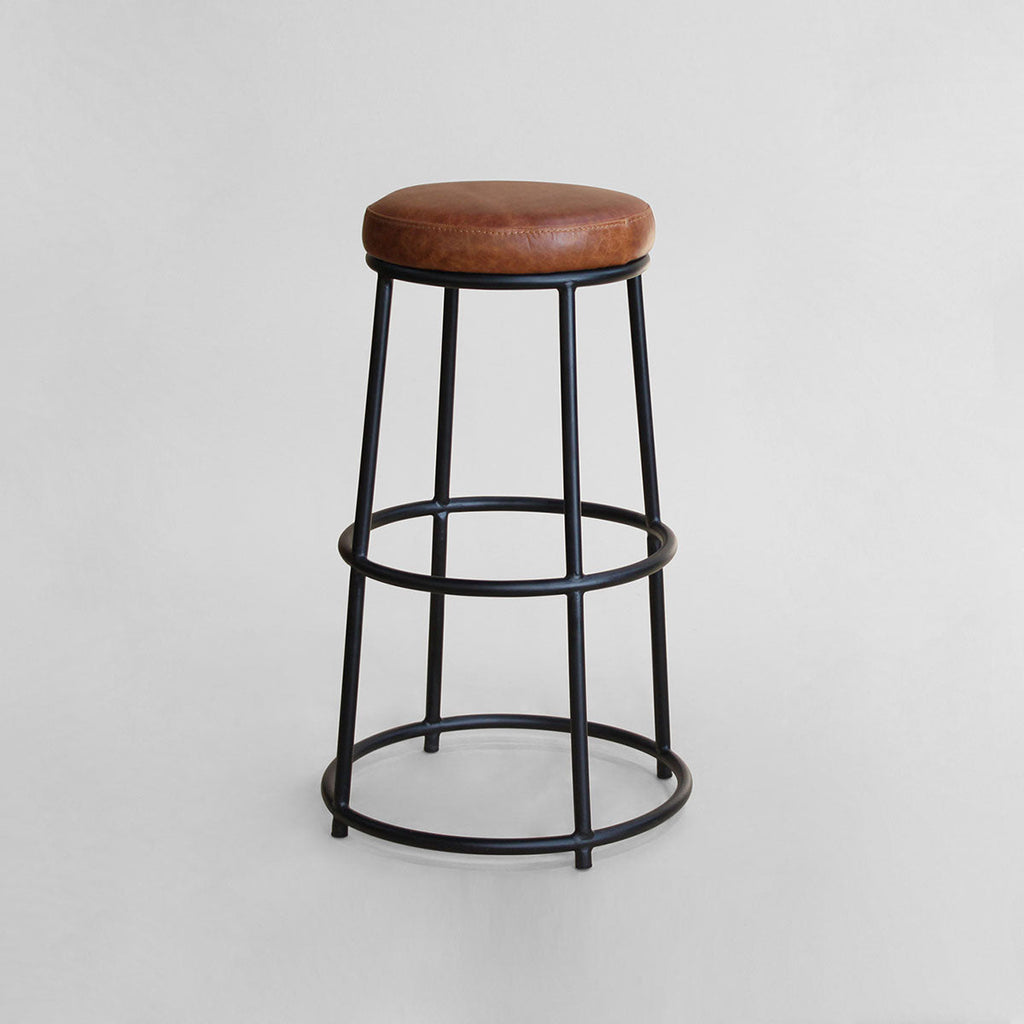 Silla de Barra Aron Cuero